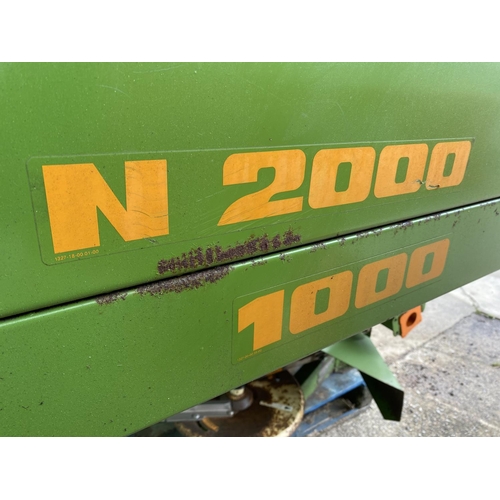 134 - AN AMAZONE ZA-1000 FERTILISER SPREADER  + VAT