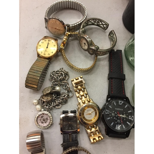 101 - AN ASSORTMENT OF THIRTEEN VARIOUS WRISTWATCHES