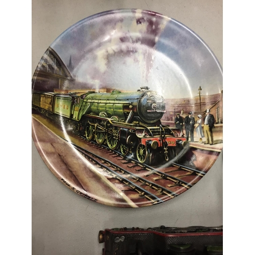 122 - TWO 3D EXAMPLES OF THE LNER FLYING SCOTSMAN STEAM LOCOMOTIVE 4472, ONE A MOUNTED MODEL AND THE SECON... 