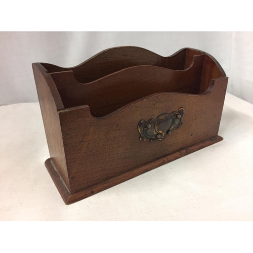 71 - AN ART DECO OAK LETTER RACK