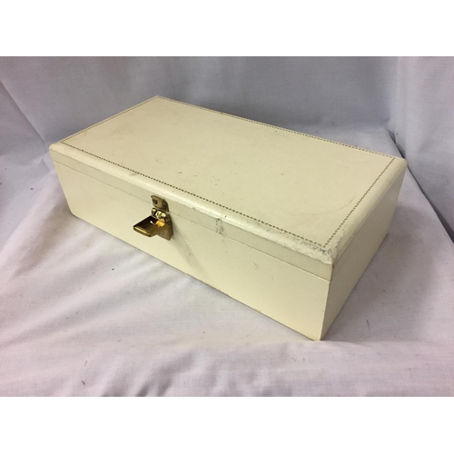 75 - A JEWELLERY BOX FULL OF MAINLY WHITE METAL JEWELLERY