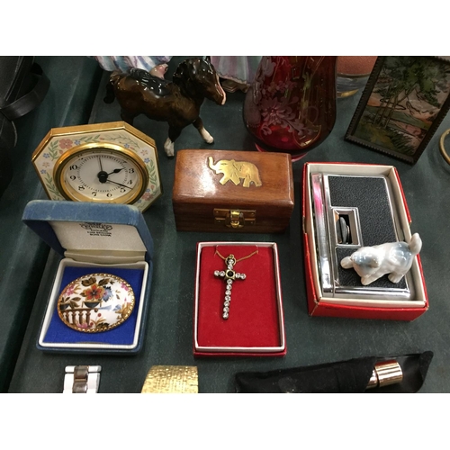 87 - A SELECTION OF ITEMS TO INCLUDE A NUMBER OF WATCHES AND TWO WEDGWOOD FIGURINES