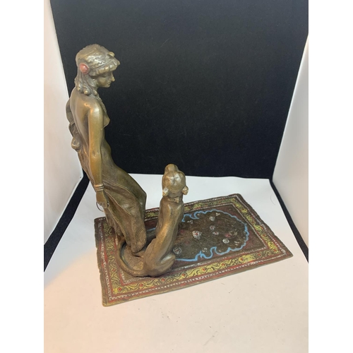 120A - A COLD PAINTED BRONZE OF A NUDE LADY WITH HER LEOPARD A/F  L: 16CM