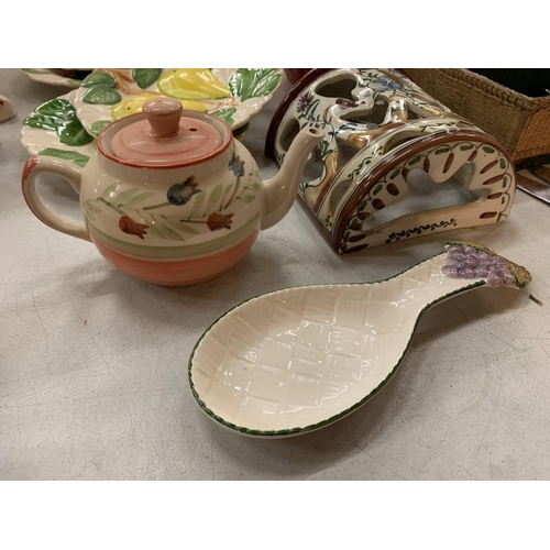 169 - A SELECTION OF FRUIT DU JOUR CERAMICWARE BY SHAFFORD A STRAWBERRY JUG AND A DECORATED WALL HANGER