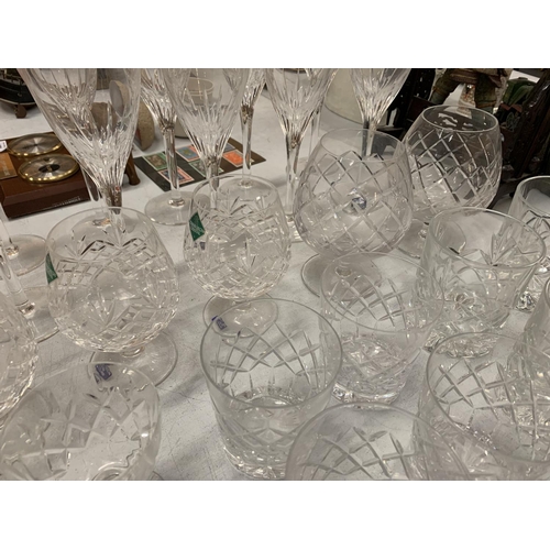 191 - A LARGE SELECTION OF CUT CRYSTAL GLASSWARE TO INCLUDE EDINBURGH CRYSTAL AND STUART CRYSTAL