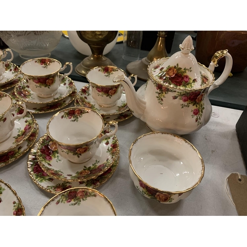 223 - A ROYAL ALBERT 'OLD COUNTRY ROSES' TEA SET COMPRISING TEA POT, MILK JUG, SUGAR BOWL, SIX TRIOS, CAKE... 