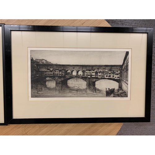 299a - A FRAMED BLACK AND WHITE PRINT OF ADVOCATES CLOSE EDINBURGH PENCIL SIGNED BY RW STEWART AND A FURTHE... 