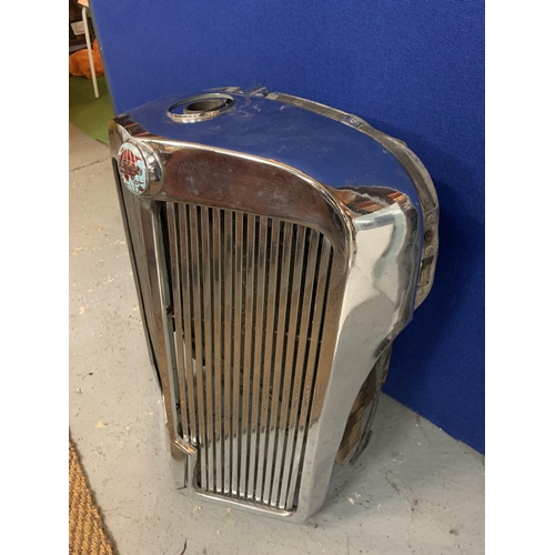 91A - A VINTAGE TRIUMPH ROADSTER APPROXIMATELY 1949 RADIATOR AND GRILL