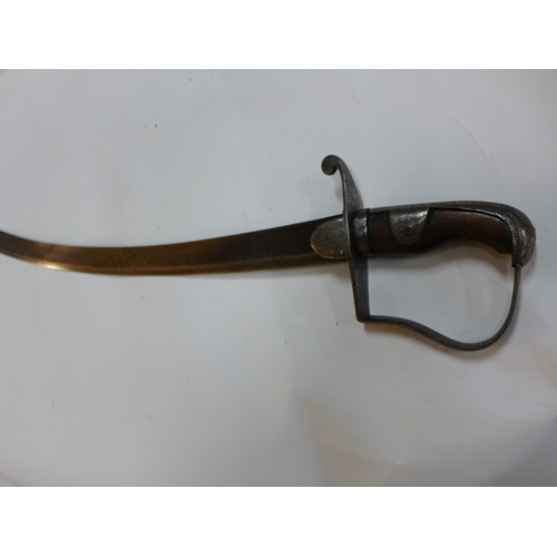 509 - A 1796 PATTERN LIGHT CAVALRY TROOPERS SWORD, 82CM, CURVED BLADE STAMPED WOOLLEY AND CO. WOOLEY AND C... 