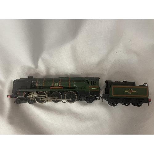 313 - VARIOUS HORNBY DUBLO ITEMS - A 2-6-2 LOCOMOTIVE 