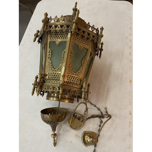 7 - A LARGE ORNATE BRASS CEILING LANTERN 55CM WITH GLASS PANELS