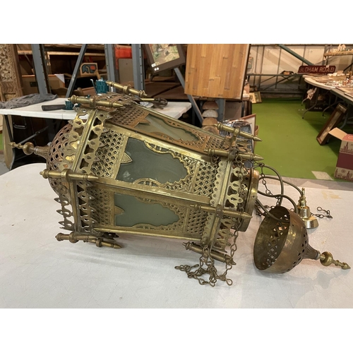 7 - A LARGE ORNATE BRASS CEILING LANTERN 55CM WITH GLASS PANELS