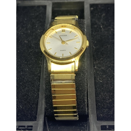 577 - AN AS NEW AND BOXED PULSAR QUARTZ LADIES YELLOW METAL WATCH SEEN WORKING BUT NO WARRANTY