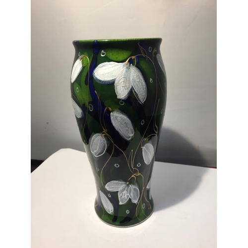 703 - A HAND PAINTED ANITA HARRIS SNOWDROP VASE