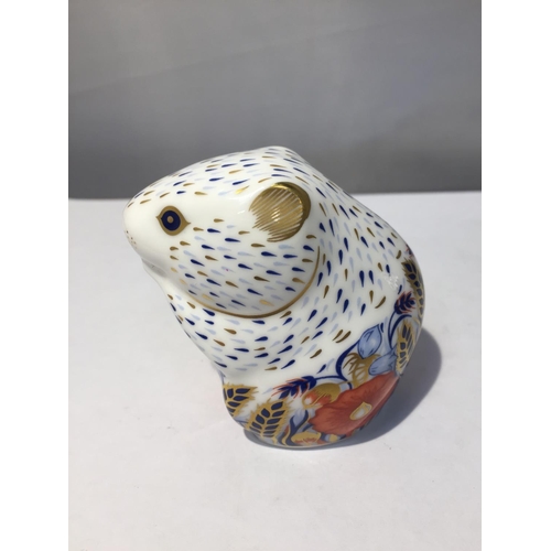 706 - A ROYAL CROWN DERBY POPPY MOUSE