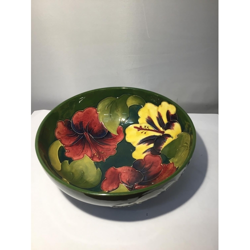 724 - A MOORCROFT GREEN HIBISCUS BOWL