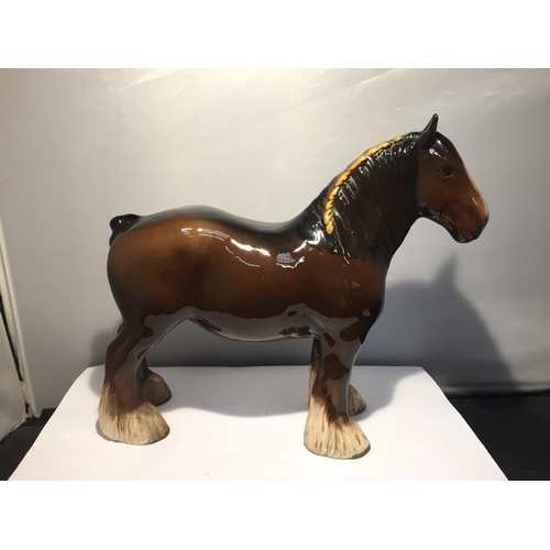 757 - A BESWICK BAY SHIRE HORSE