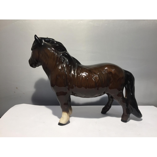 763 - A BESWICK BAY SHETLAND PONY