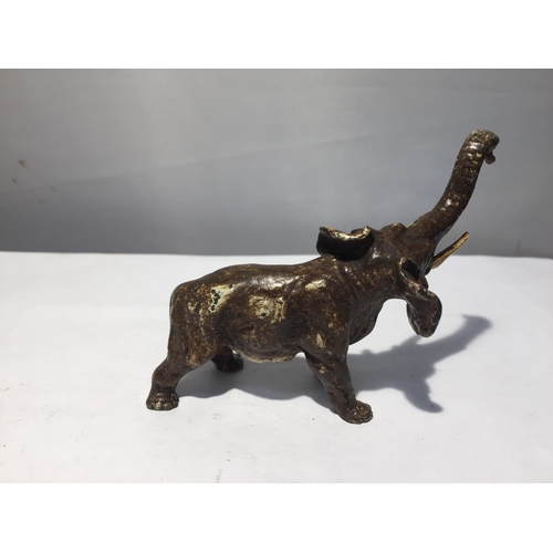 634 - A FRANZ BERGMAN STYLE COLD PAINTED BRONZE ELEPHANT