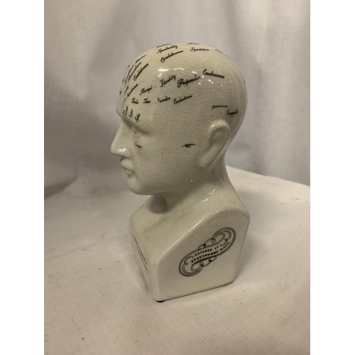 107 - A SMALL CERAMIC PHRENOLOGY HEAD H:19.5CM
L.N FOWLER