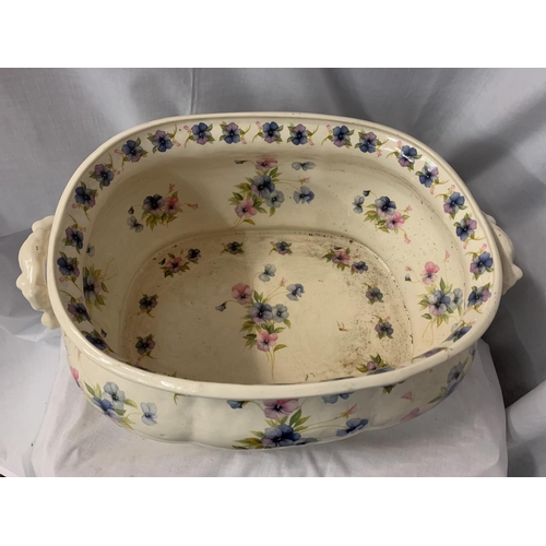 116 - AN ORNATE VINTAGE CHINA BOWL WITH HANDLES