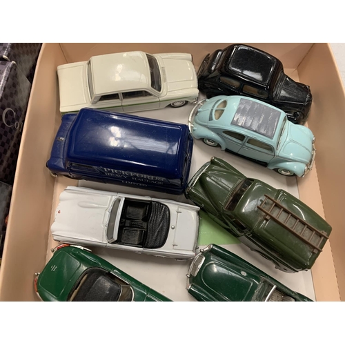 412 - A CLASSIC COLLECTION OF TOY CARS TO INCLUDE CORGI AND DINKY