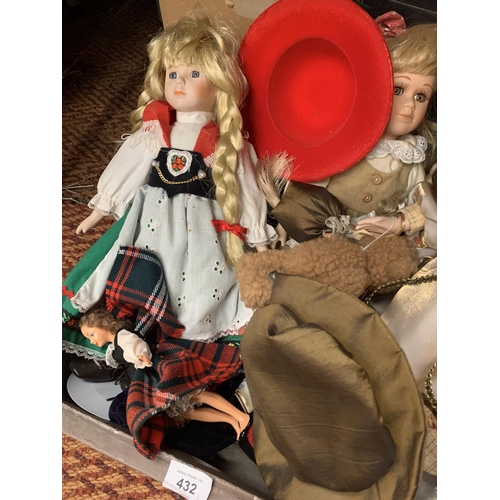 432 - VARIOUS COLLECTABLE DOLLS TO INCLUDE LEONADO COLLECTORS 'MOIRA' CENTURY COLLECTION 'CHIMO'