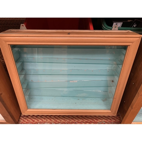 512 - THREE WOODEN AND GLASS FRONTED DISPLAY CABINETS