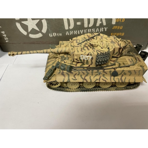 462 - A BOXED CORGI MODEL TIGER TANK FROM THE D-DAY 60TH ANNIVERSARY RANGE