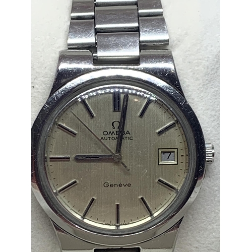 690 - AN OMEGA AUTOMATIC WATCH WITH STAINLESS STEEL STRAP SEEN IN WORKING ORDER NO WARRANTY IN PRESENTATIO... 