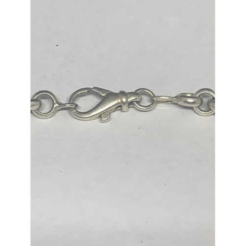 665 - A HEAVY SILVER BELCHER CHAIN IN A PRESENTATION BOX