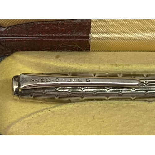 689 - A VINTAGE HALLMARKED BIRMINGHAM SILVER YARD OF LEAD PROPELLING PENCIL WITH PRESENTATION BOX