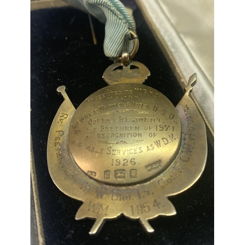 694 - A HALLMARKED LONDON SILVER AND ENAMEL MEDAL AND ROBBON ENGRAVED TO REAR WITH ORIGINAL BOX FROM HANTS... 