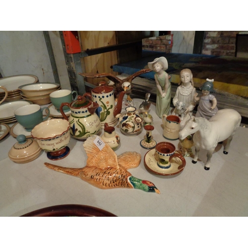 842 - VARIOUS CERAMICS TO INCLUDE BESWICK (A/F), TORQUAY ETC