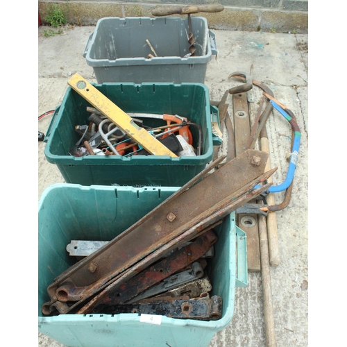 4 - 3 BOXES & CONTENTS (HAND TOOLS ETC)  NO VAT