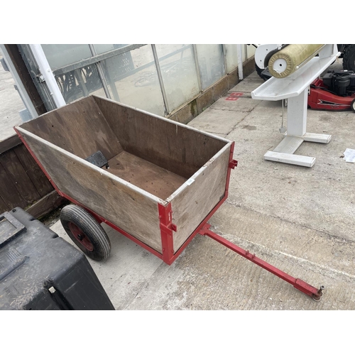 700 - SMALL TRAILER NO VAT