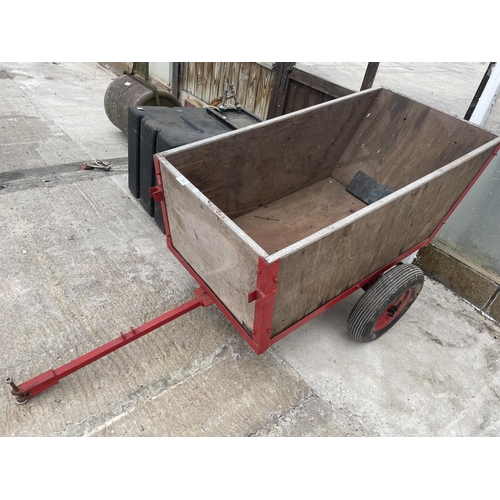 700 - SMALL TRAILER NO VAT