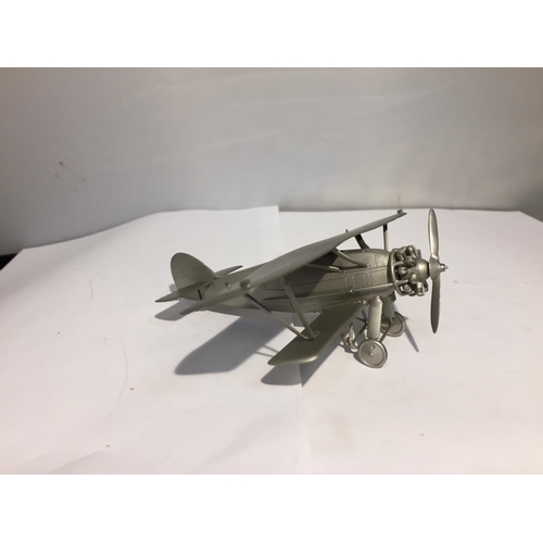 411 - A BOXED PEWTER MODEL 1919 BIPLANE 'ARMSTRONG WHITWORTH SISKIN'