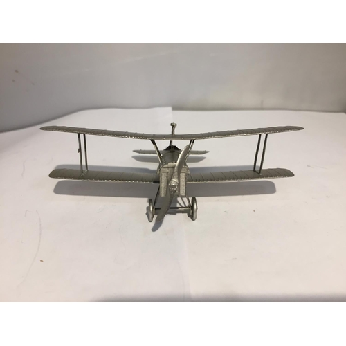 412 - A BOXED PEWTER MODEL 1916 WW1 BRITISH BIPLANE 'ROYAL AIRCRAFT FACTORY S.E.5'