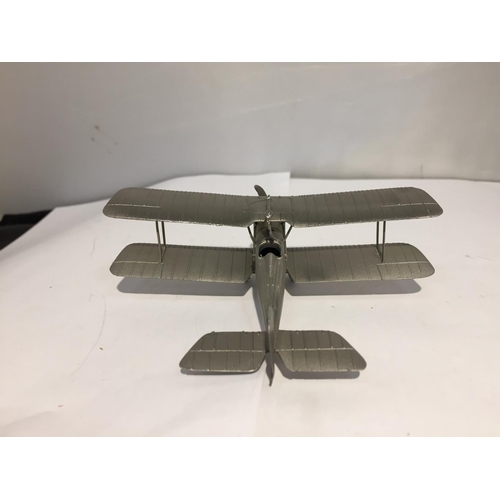 412 - A BOXED PEWTER MODEL 1916 WW1 BRITISH BIPLANE 'ROYAL AIRCRAFT FACTORY S.E.5'
