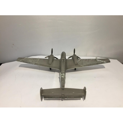 417 - A BOXED PEWTER MODEL 1930s GERMAN WW2 FIGHTER BOMBER AEROPLANE 'MESSERSCHMITT 110'