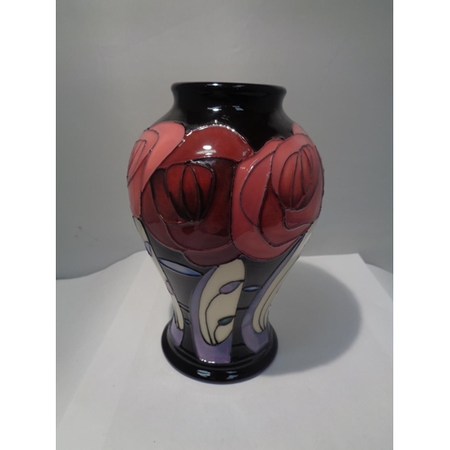 727 - A MOORCROFT BELLA HOUSTON VASE 6 INCHES TALL