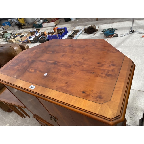 2443 - A YEW WOOD TV CABINET AND A NEST OF TABLES