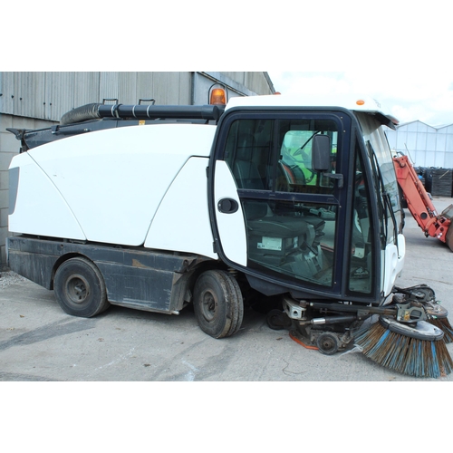 108 - JOHNSTON SWEEPERS GX08 NVD ROAD SWEEP NO VAT