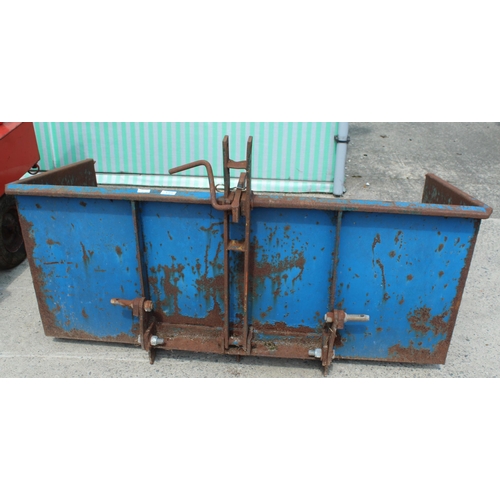 125 - TANCO TRANSPORT BOX + VAT