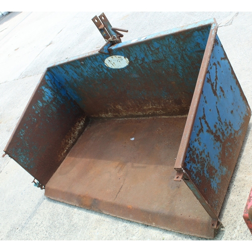 125 - TANCO TRANSPORT BOX + VAT