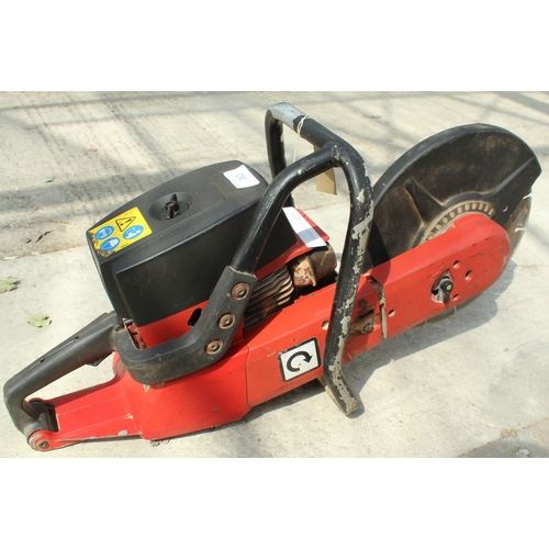 30 - HILTI PETROL DISC CUTTER NO VAT