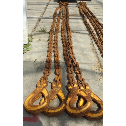 61 - SET OF BROTHER CHAINS APPROX 10' LONG NO VAT