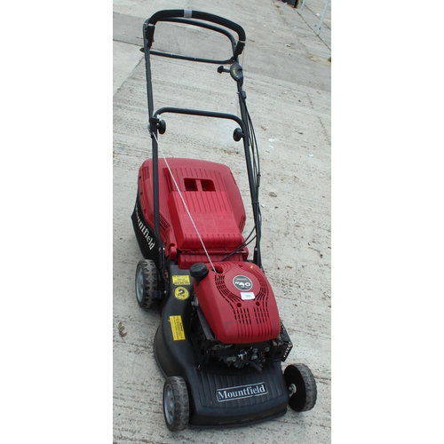 90 - MOUNTFIELD RV40 150CC MOWER NO VAT