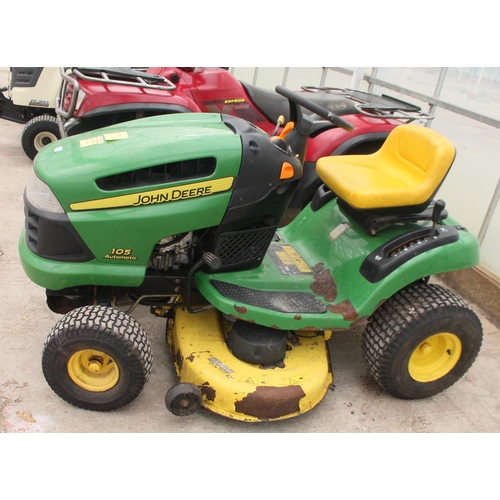 102 - JOHN DEERE 100 SERIES 105 AUTOMATIC RIDE ON MOWER GOOD WORKING ORDER NO VAT